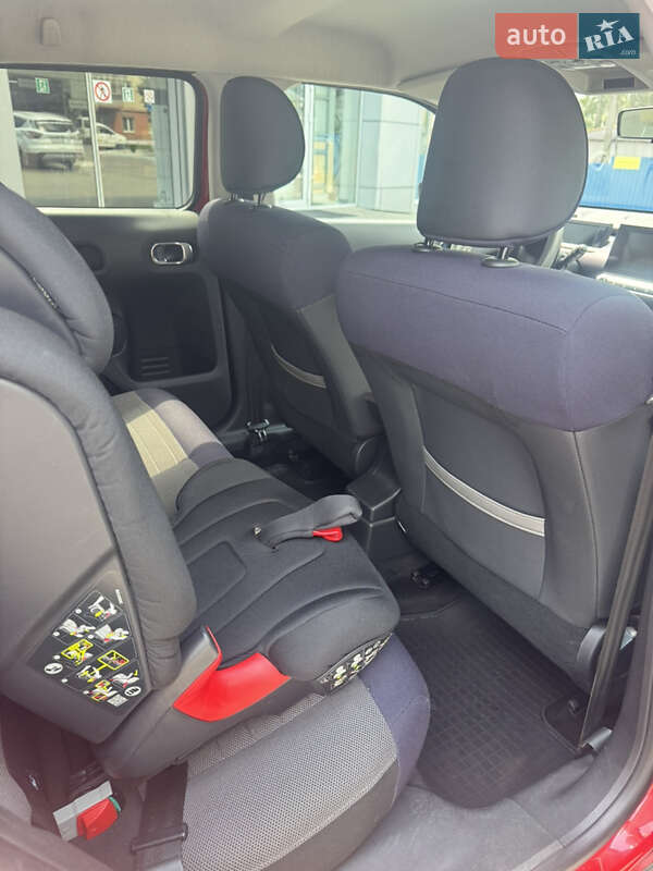 Внедорожник / Кроссовер Citroen C4 Cactus 2015 в Хмельницком
