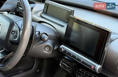 Внедорожник / Кроссовер Citroen C4 Cactus 2015 в 