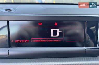 Внедорожник / Кроссовер Citroen C4 Cactus 2015 в 