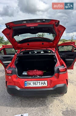 Внедорожник / Кроссовер Citroen C4 Cactus 2020 в 