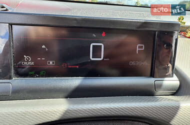 Внедорожник / Кроссовер Citroen C4 Cactus 2020 в 