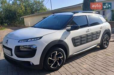Внедорожник / Кроссовер Citroen C4 Cactus 2017 в Сумах