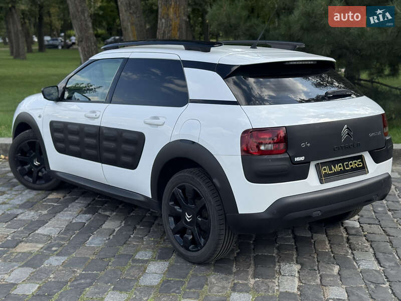 Внедорожник / Кроссовер Citroen C4 Cactus 2016 в Киеве