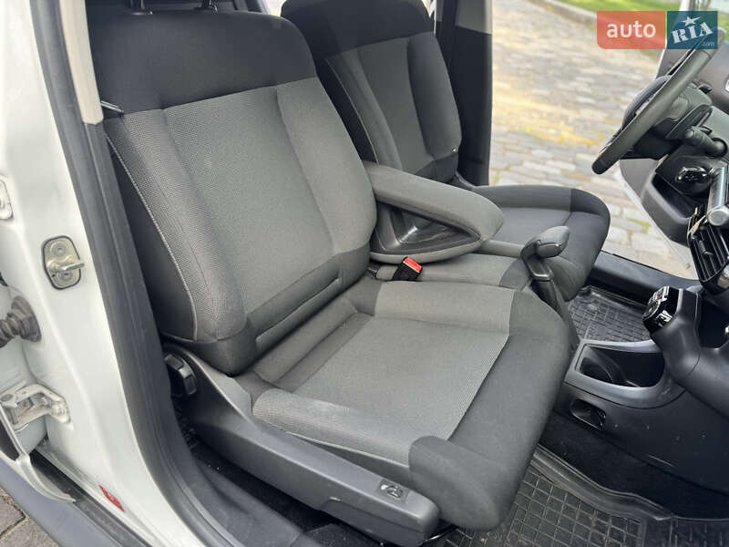 Внедорожник / Кроссовер Citroen C4 Cactus 2016 в Киеве
