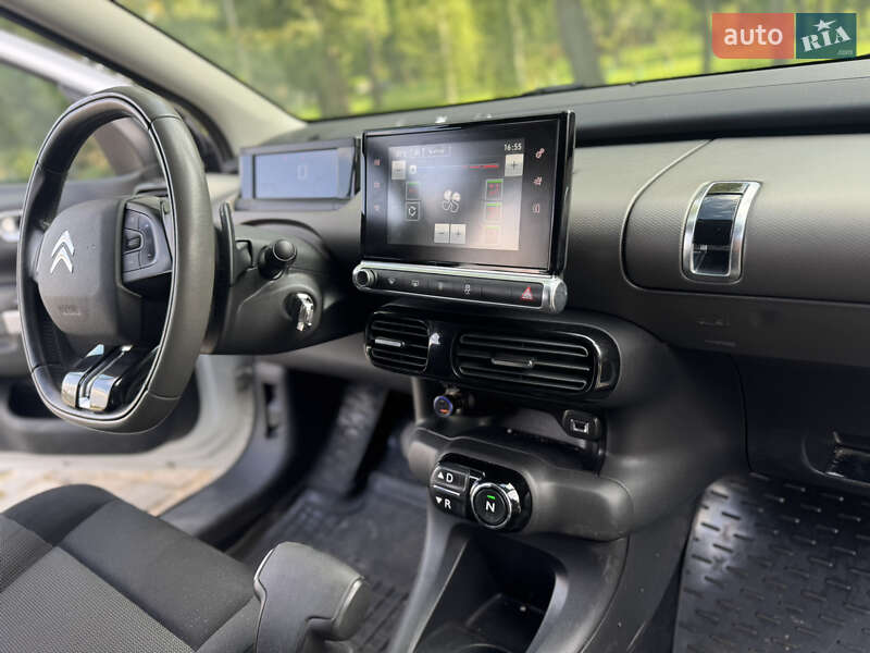 Внедорожник / Кроссовер Citroen C4 Cactus 2016 в Киеве