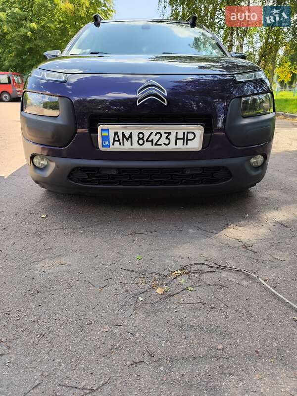 Позашляховик / Кросовер Citroen C4 Cactus 2015 в Житомирі