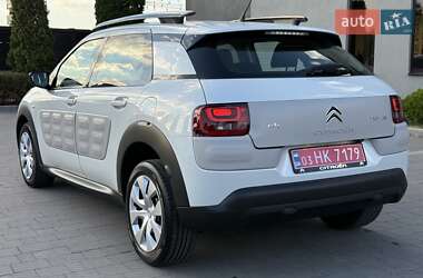 Внедорожник / Кроссовер Citroen C4 Cactus 2016 в 