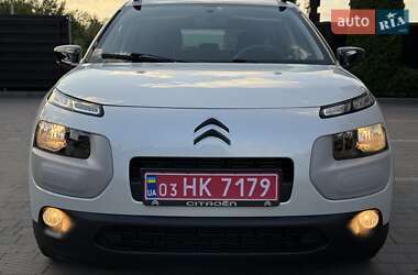 Внедорожник / Кроссовер Citroen C4 Cactus 2016 в 