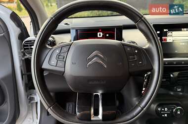 Внедорожник / Кроссовер Citroen C4 Cactus 2016 в 