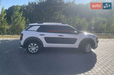Внедорожник / Кроссовер Citroen C4 Cactus 2017 в 