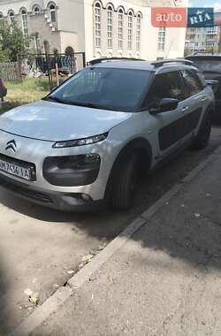 Внедорожник / Кроссовер Citroen C4 Cactus 2016 в 