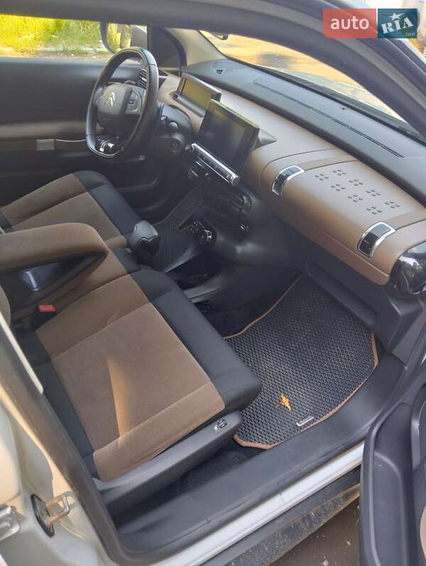 Внедорожник / Кроссовер Citroen C4 Cactus 2016 в Житомире