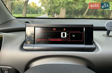 Внедорожник / Кроссовер Citroen C4 Cactus 2016 в 
