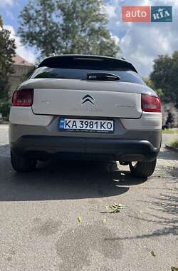 Внедорожник / Кроссовер Citroen C4 Cactus 2016 в 