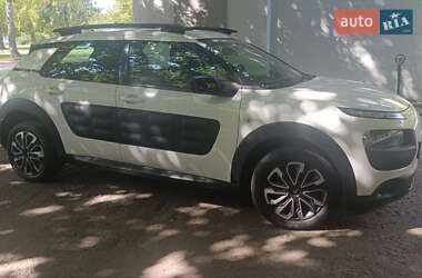 Внедорожник / Кроссовер Citroen C4 Cactus 2014 в 