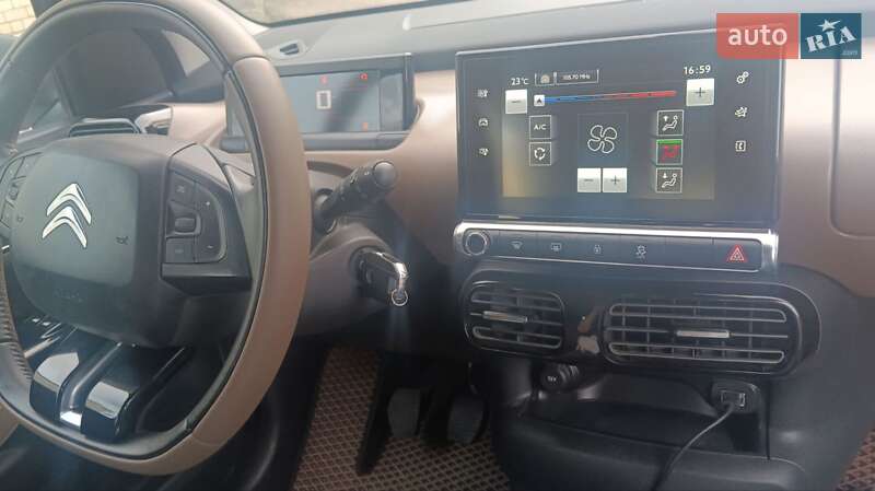 Позашляховик / Кросовер Citroen C4 Cactus 2014 в Харкові
