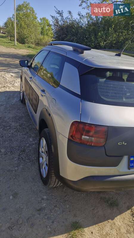 Внедорожник / Кроссовер Citroen C4 Cactus 2017 в Ивано-Франковске