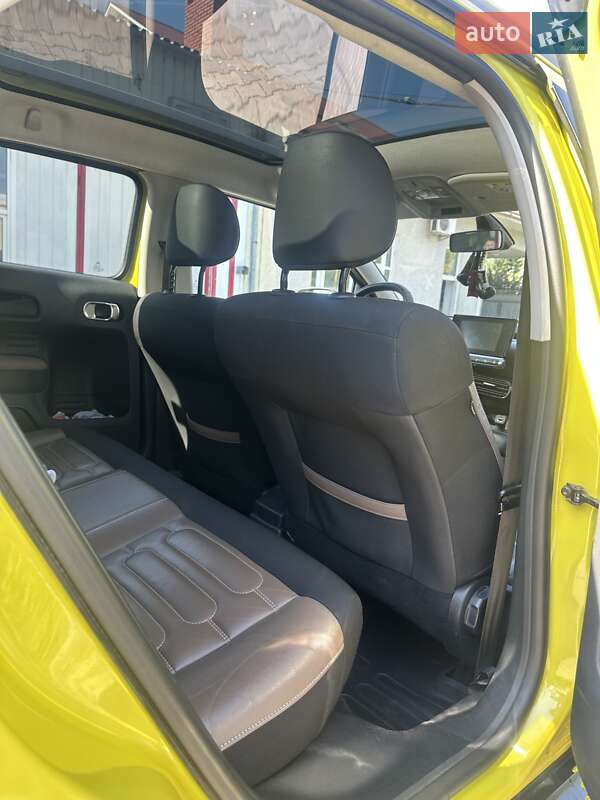 Внедорожник / Кроссовер Citroen C4 Cactus 2016 в Ужгороде