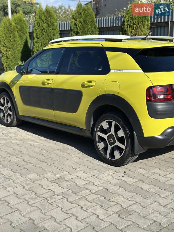 Внедорожник / Кроссовер Citroen C4 Cactus 2016 в Ужгороде