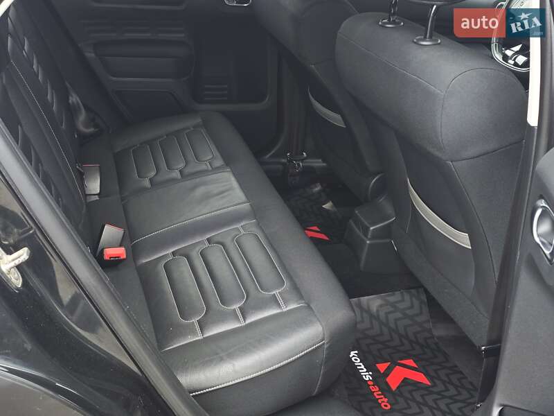 Внедорожник / Кроссовер Citroen C4 Cactus 2016 в Хмельницком