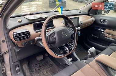 Внедорожник / Кроссовер Citroen C4 Cactus 2015 в 