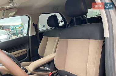 Внедорожник / Кроссовер Citroen C4 Cactus 2015 в 