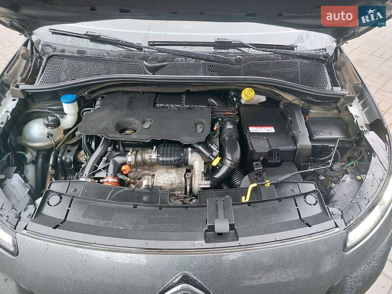 Внедорожник / Кроссовер Citroen C4 Cactus 2014 в Киеве