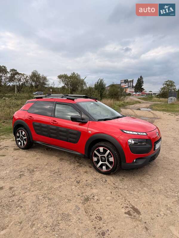 Внедорожник / Кроссовер Citroen C4 Cactus 2014 в Калуше