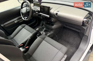 Внедорожник / Кроссовер Citroen C4 Cactus 2015 в 