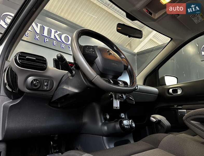 Внедорожник / Кроссовер Citroen C4 Cactus 2018 в Киеве фото 28 Внедорожник / Кроссовер Citroen C4 Cactus 2018 в Киеве