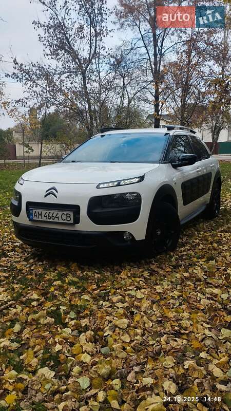 Внедорожник / Кроссовер Citroen C4 Cactus 2016 в Житомире