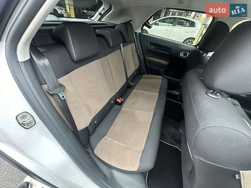 Позашляховик / Кросовер Citroen C4 Cactus 2017 в Києві