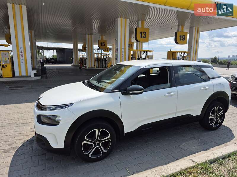 Позашляховик / Кросовер Citroen C4 Cactus 2020 в Києві
