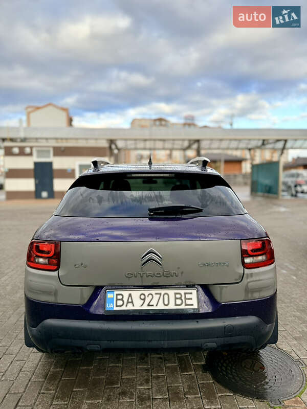 Внедорожник / Кроссовер Citroen C4 Cactus 2016 в Киеве