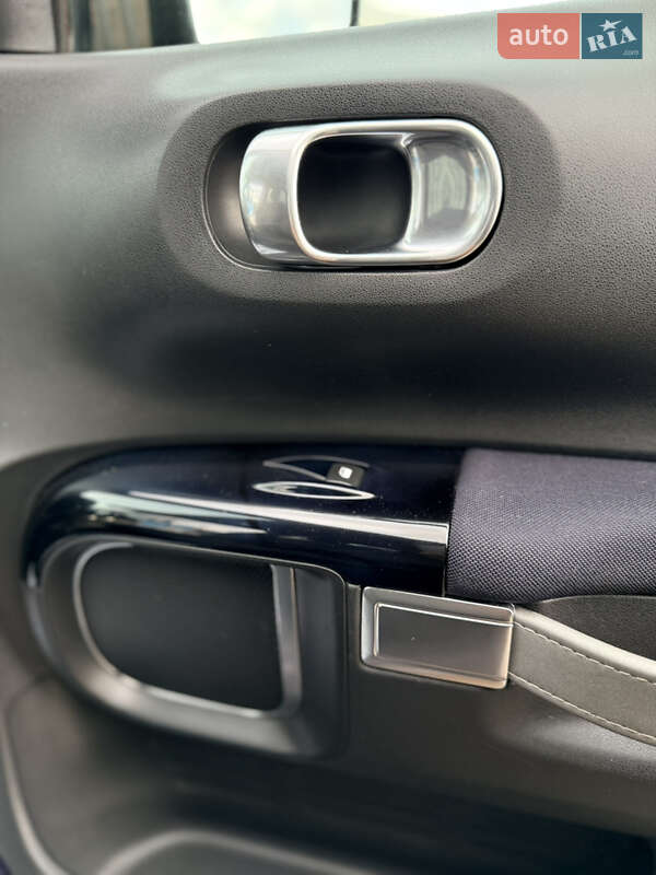 Внедорожник / Кроссовер Citroen C4 Cactus 2016 в Киеве