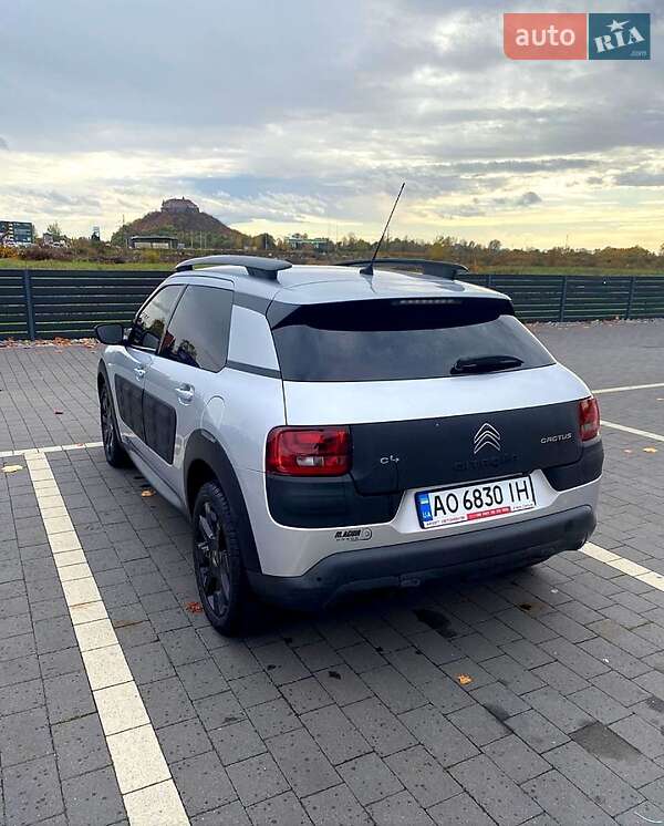 Позашляховик / Кросовер Citroen C4 Cactus 2015 в Івано-Франківську