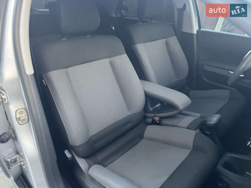 Внедорожник / Кроссовер Citroen C4 Cactus 2015 в Ивано-Франковске