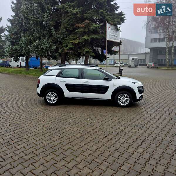 Внедорожник / Кроссовер Citroen C4 Cactus 2016 в Черновцах