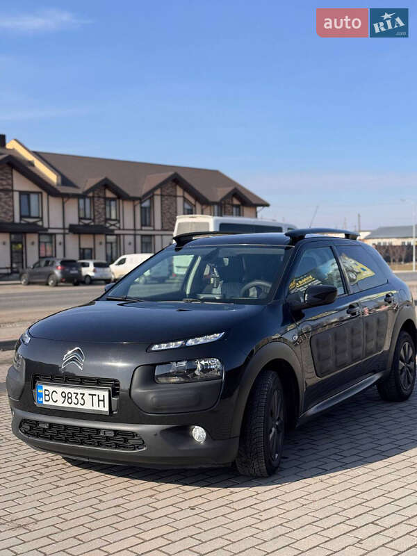 Внедорожник / Кроссовер Citroen C4 Cactus 2015 в Радехове