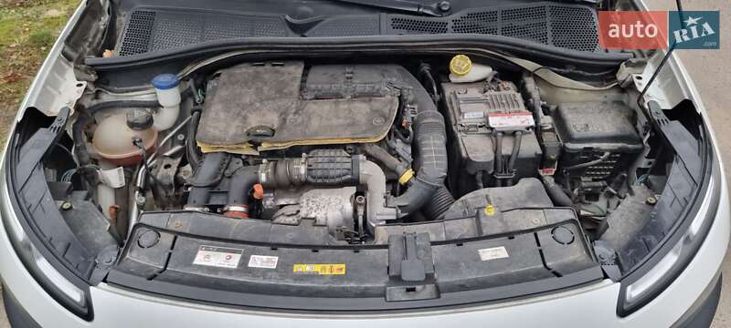 Внедорожник / Кроссовер Citroen C4 Cactus 2014 в Львове