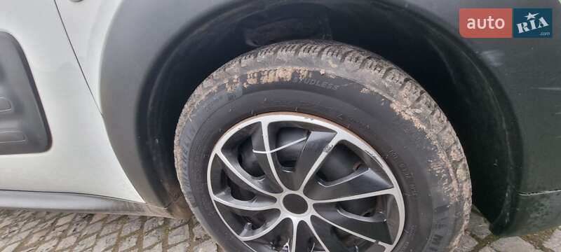 Внедорожник / Кроссовер Citroen C4 Cactus 2014 в Львове