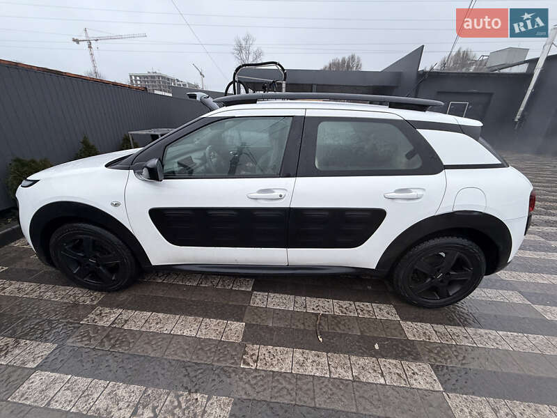 Внедорожник / Кроссовер Citroen C4 Cactus 2015 в Львове