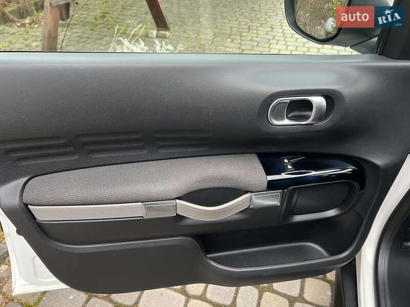 Внедорожник / Кроссовер Citroen C4 Cactus 2014 в Львове