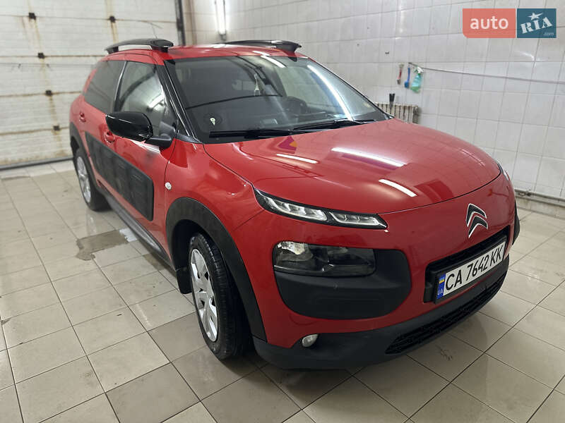Внедорожник / Кроссовер Citroen C4 Cactus 2015 в Умани