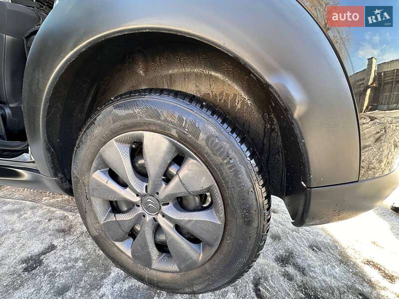 Внедорожник / Кроссовер Citroen C4 Cactus 2014 в Ивано-Франковске фото 12 Внедорожник / Кроссовер Citroen C4 Cactus 2014 в Ивано-Франковске