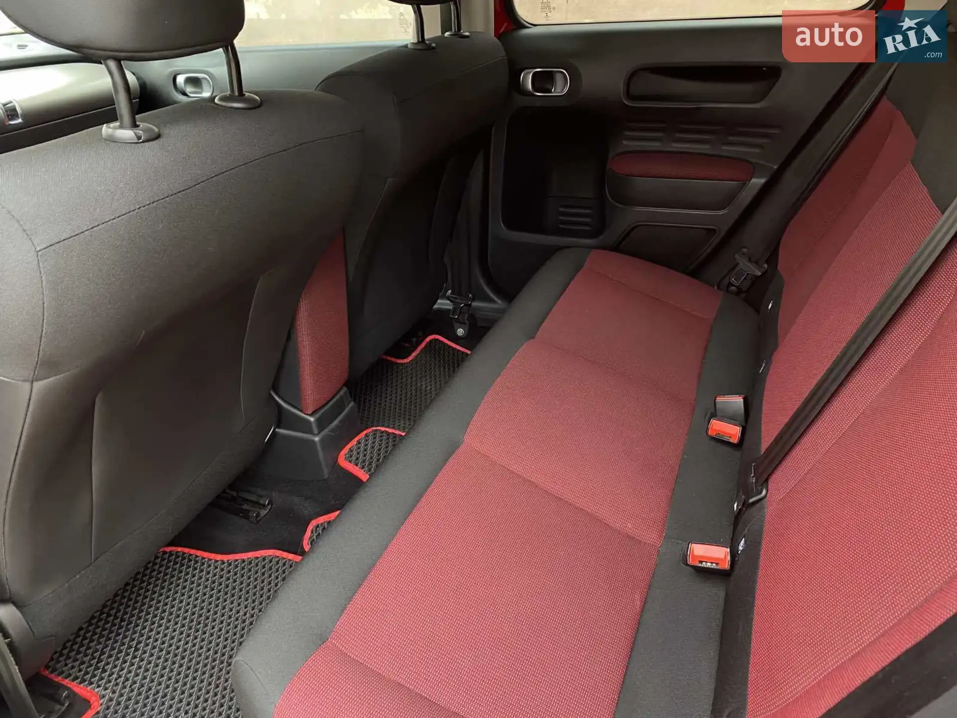 2018 Citroen C4 Cactus - мініатюра 32