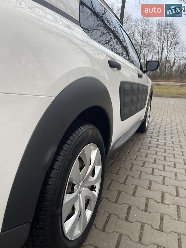 Внедорожник / Кроссовер Citroen C4 Cactus 2017 в Черновцах