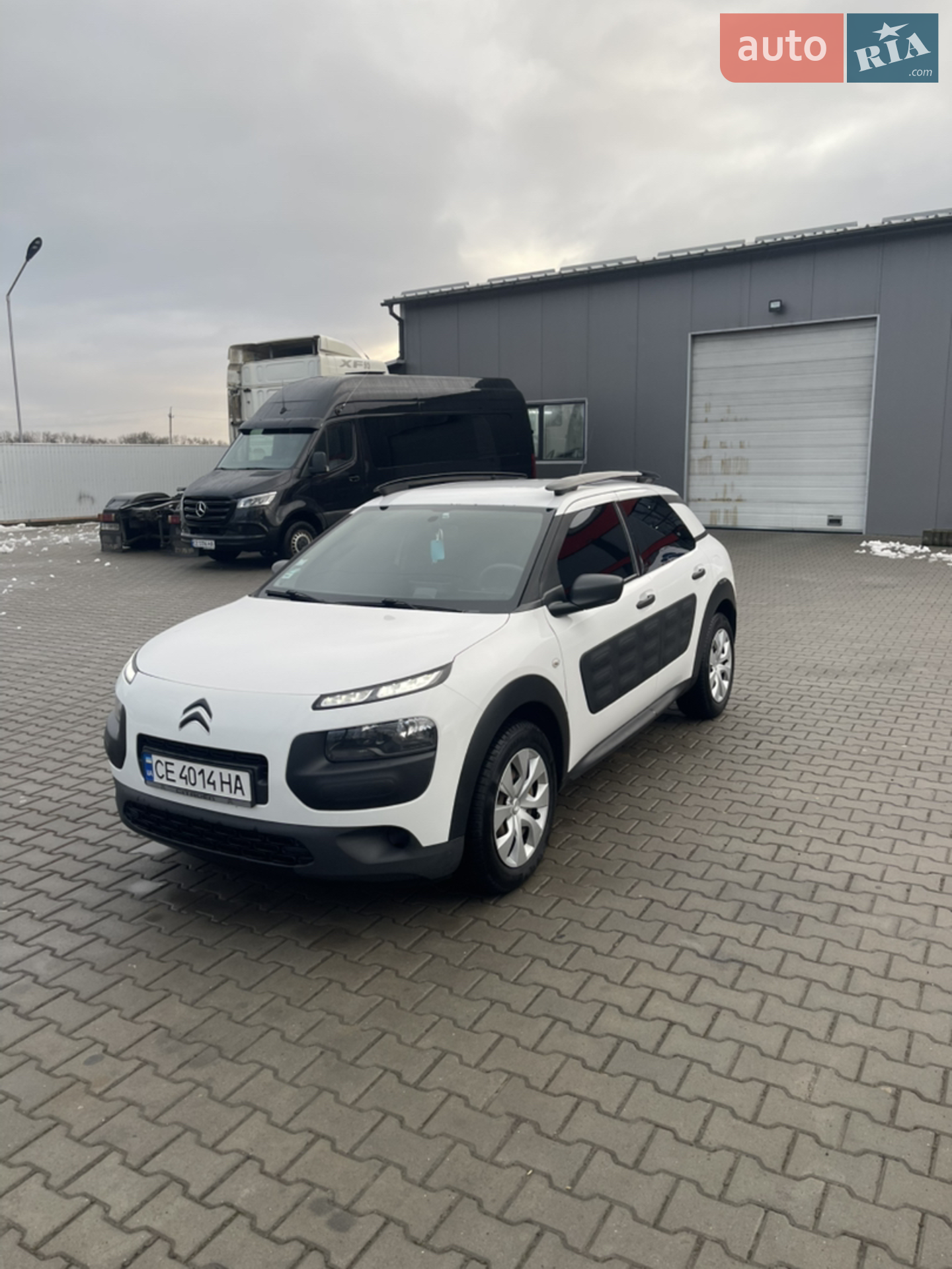 2017 Citroen C4 Cactus - мініатюра 13