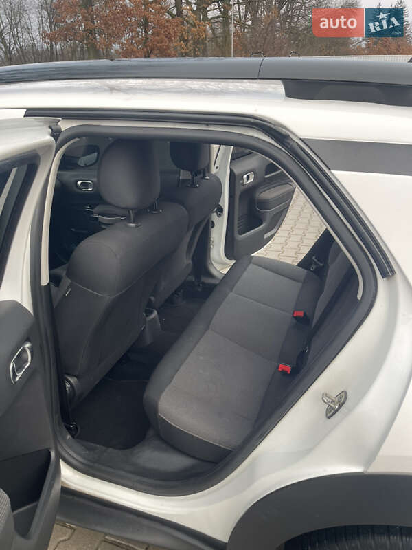 Внедорожник / Кроссовер Citroen C4 Cactus 2017 в Черновцах