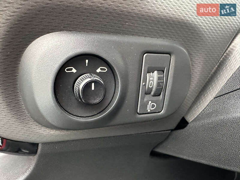 Внедорожник / Кроссовер Citroen C4 Cactus 2015 в Луцке фото 52 Внедорожник / Кроссовер Citroen C4 Cactus 2015 в Луцке